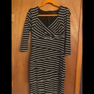 WHBM Instantly Slimming Tiered Stretch Dress Sz 10
